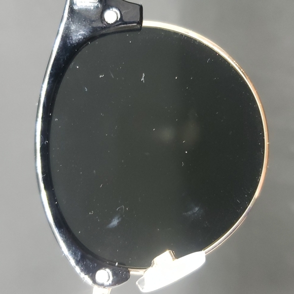 Foster Grant club style sunglasses - Picture 7 of 7